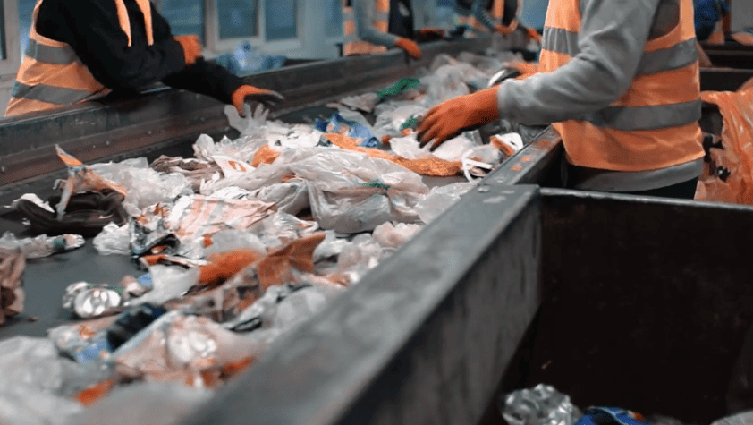 Berufsinfo-Video - Green Jobs: Lehre zur Entsorgungs- und Recyclingfachkraft