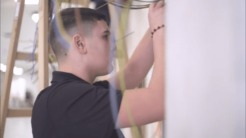 Berufsinfo-Video - WK Kärnten: Deine Lehre. Deine Karriere: Werde ElektrotechnikerIn!