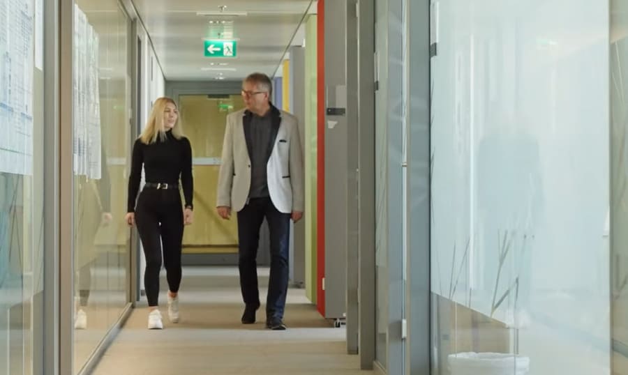 Berufsinfo-Video - Lehre beim Bund: Steuerassistenz