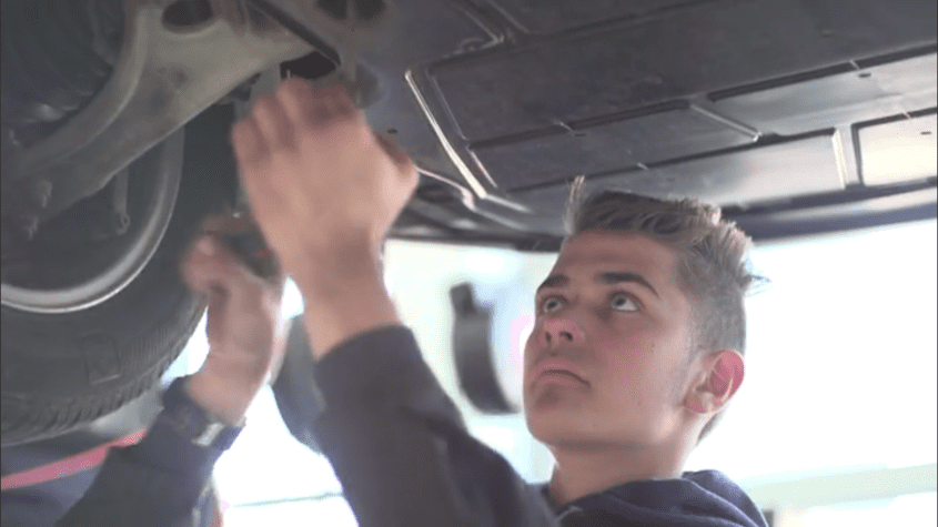 Berufsinfo-Video - WK Kärnten: Deine Lehre. Deine Karriere: Werde Kfz-TechnikerIn!
