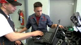 Berufsinfo-Video - WKOÖ: Lebe dein Talent. Die Lehre. KFZ-Technik - Modul Motorradtechnik