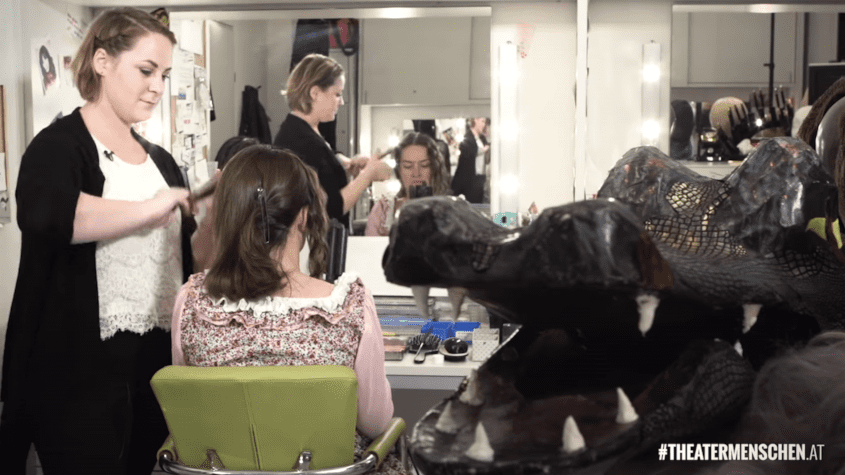 Berufsinfo-Video - Theatermenschen - STEPHIE, Maskenbildnerin