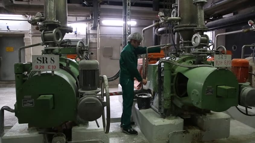 Berufsinfo-Video - berufsreise.at präsentiert: Lehrlingsportrait Papiertechnik