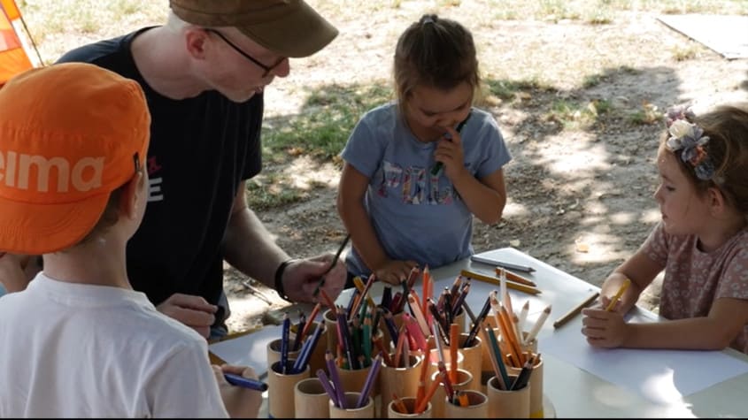 Berufsinfo-Video - AMS Video: Elementarpädagogin / -pädagoge